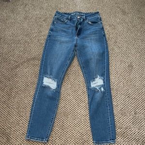 American Eagle Mom Jeans